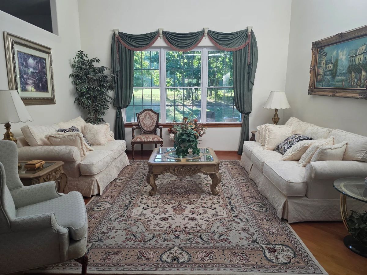 Living Room with Accent Pieces and Art