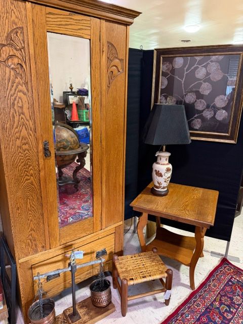 Oak!  Armoire/wardrobe, table, accessories