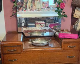 Antique Oak Vanity 