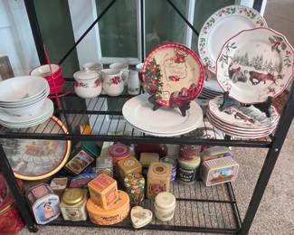 Christmas Dishes- Kitchen Tins