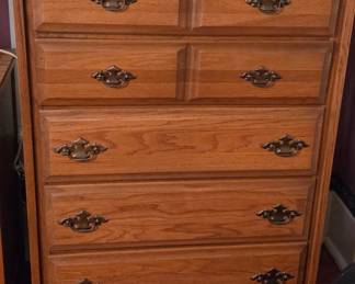 8 Drawer Dresser