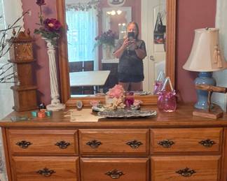 9 Drawer Dresser with Mirror