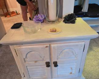 Nightstand 