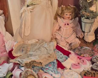 Dolls - Baby Clothes 