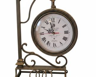 John Woods GBR Waterloo Station Clock London No.