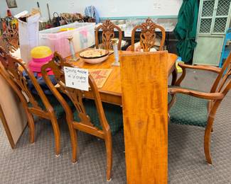 Dining Table with chairs and leaf