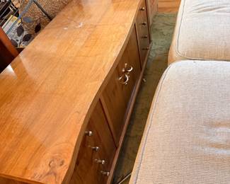 Vintage Lane chest