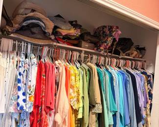 Huge women’s wardrobe collection (size M, L, XL) featuring top brands like Johnny Was, Chico's, Lululemon, Nordstrom, Columbia, Denim & Co., Belle by Kim Gravel, LOGO by Lori Goldstein, Quacker Factory, Susan Graver, LC Lauren Conrad, AnyBody, and All in Motion, offering stylish tops and everyday wear for all ages!
