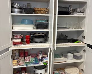  So many great baking accessories 