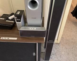 SET 5 PIECE VINTAGE  PANASONIC SPEAKER SYSTEM