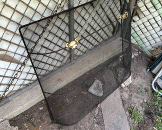 FIRE SCREEN