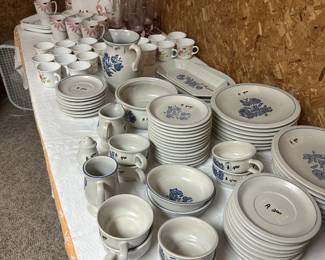 PFALTZFRAFF YORKTOWN DISHES, SET CORELLE DISHES