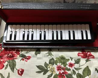 MELODICA PIANO