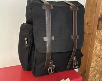 PICNIC BASKET IN A BACKPACK! NEW!