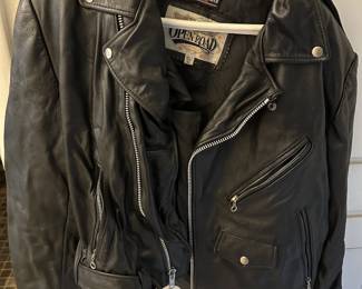 BEAUTIFUL LEATHER JACKET