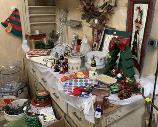 Christmas decor, some vintage