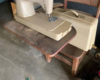 Tabletop Singer sewing machine