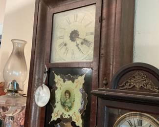 Antique mantle clocks