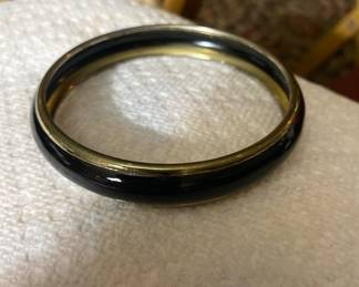 Jewelry bracelet 