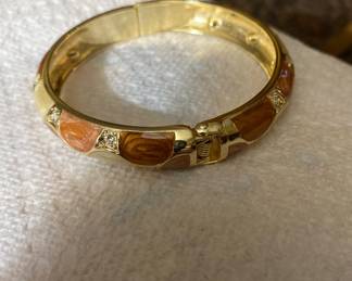 Jewelry bracelet