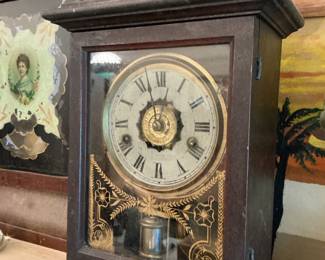 Antique mantle clocks