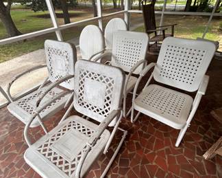 Outdoor metal chairs 