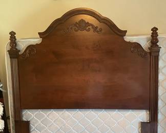 Beautiful Full Size Headboard & frame.  (Full sz mattresses available)