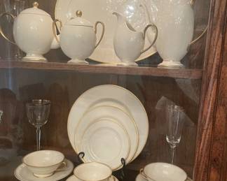 Franciscan China & Accessories 
