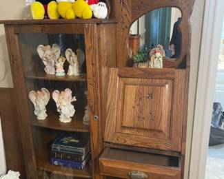 Mickey & Minnie Mouse - (Angels pic'd in cabinet withdrawn by client)