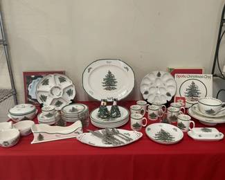 Spode Christmas Tree Dishes & Accessories