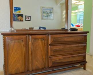 Kent Coffey Grenada dresser with mirror