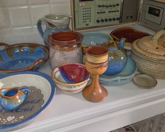 Vintage pottery assortment