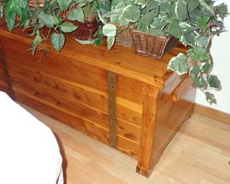 CEDAR CHEST