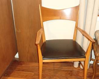 MCM DINING TABLE & 6 CHAIRS W/LEAVES