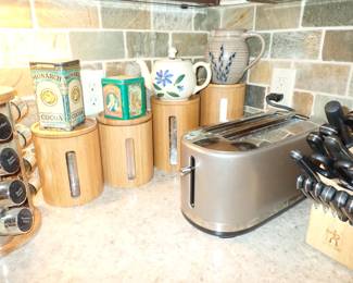 TOASTER - CANISTER SET