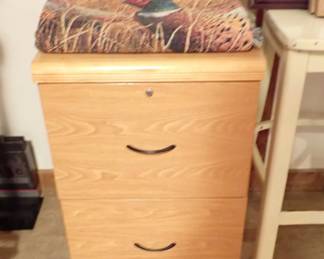 FILE CABINET
