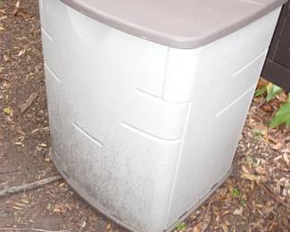 STORAGE BOX