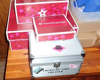 LOTS OF AMERICAN GIRL DOLLS & ACCESSORIES