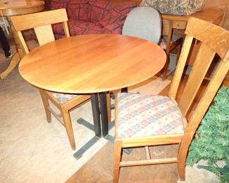 PED TABLE & 2 SIDE CHAIRS