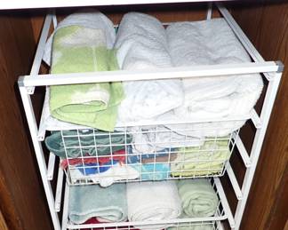 METAL STORAGE RACK