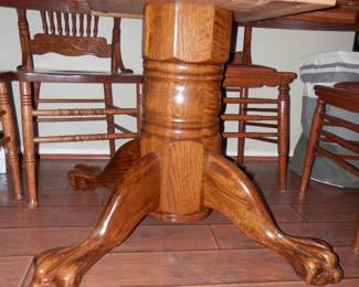 Oak Claw foot table base