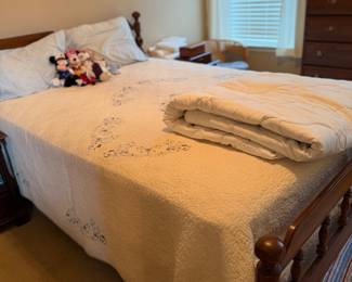 Bed and nice quilt