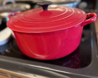 Nice Dutch oven