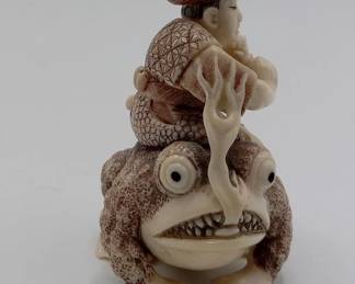 Man On Frog's Back Vintage carved Ivory