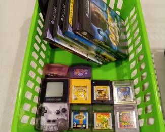 Gameboy and Nintendo Gamecube Games