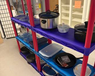 Kitchenware, cookware and small appliances
