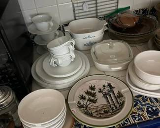 68. Kitchen: Corning ware & misc.