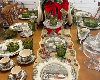 44. Closeups in Dining Room