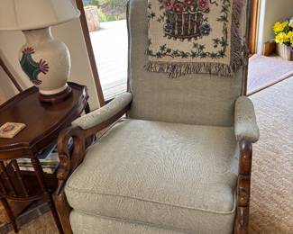 Swan Head Platform Rocker