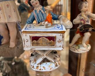 Fine Procelin Figurines